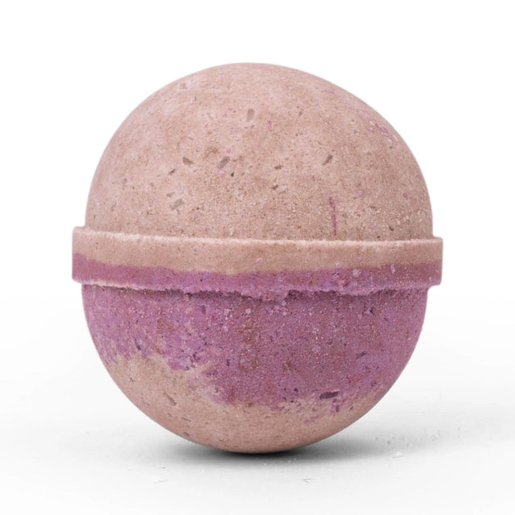 Milk And Meadow Bath Bomb - Vanilla/Lavender Cait & Co Home - Bath & Body - Bath Fizzers & Salts