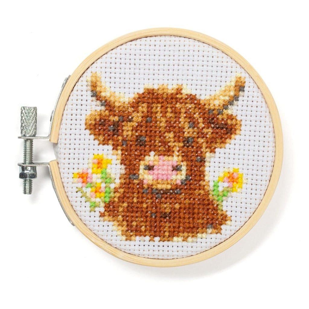 Mini Cross Stitch Embroidery Kit - Highland Cow Kikkerland Toys & Games - Crafts & Hobbies - Needlecraft Kits