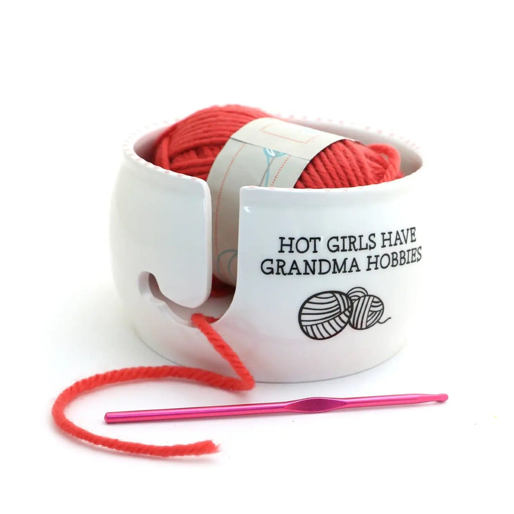 Grandma Hobbies Yarn Bown Lenny Mud Home