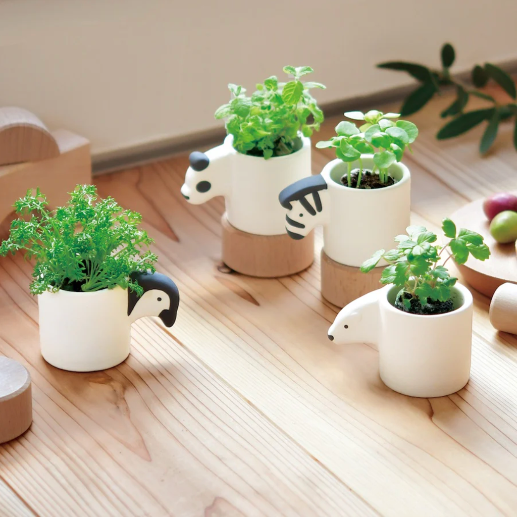 Monokuro Animal Planters Noted Home - Garden - Plant & Herb Growing Kits