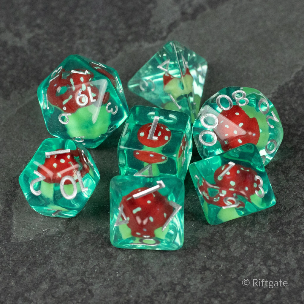Mushroom Resin Red And Green Dice Set Riftgate Toys & Games - Puzzles & Games - Games